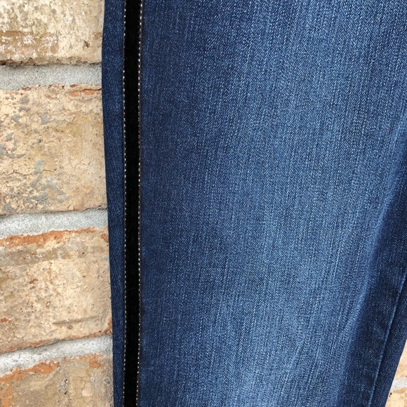 Talbots Flawless Stretchy Black Velvet Trim Sides Blue Wash Slim Ankle Jeans 6 - Picture 2 of 16